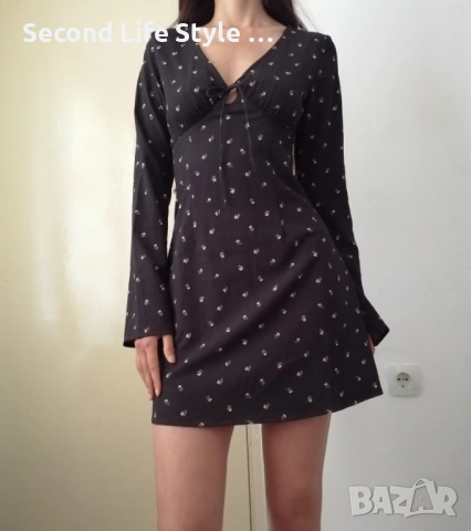 H&M дамска къса рокля с дълги широки ръкави, принт цветя, връзки р-р S (EU 36), снимка 2 - Рокли - 54511480