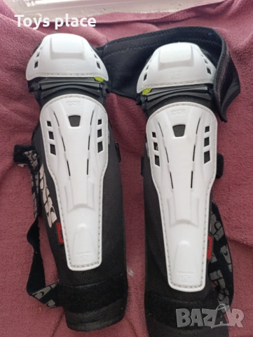 Наколенки IXS Hammer, протектори за крака, снимка 2 - Други спортове - 54798750