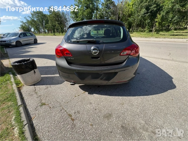 Opel Astra 1.4 Turbo LPG, снимка 8 - Автомобили и джипове - 54745924