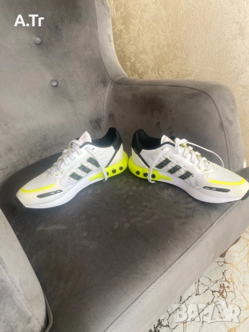 Маратонки мижки  42/5 Adidas , снимка 4 - Маратонки - 54989416