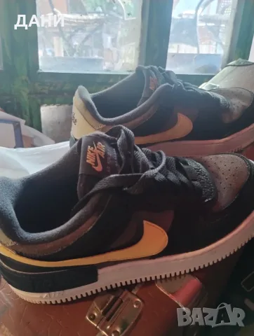 Продава сникърси NIKE Спортни обувки W NIKE AIR FORCE 1 SHADOW номер 38,5.Перфвктни, снимка 9 - Маратонки - 55529695