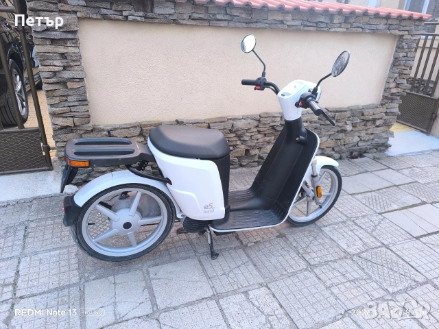 Електрически професионален скутер Askoll ES Pro с две батерии, снимка 8 - Мотоциклети и мототехника - 53991118