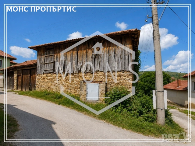 За продажба двуетажна къща с двор за ремонт в с. Малиново, обл. Ловеч., снимка 2 - Къщи - 54999343
