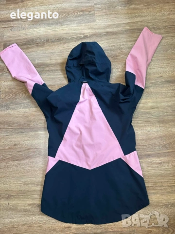 Висок клас дамска трисолойна мембрана Peak Performance Daybreak Waterproof Jacket , L размер , снимка 7 - Якета - 54203057