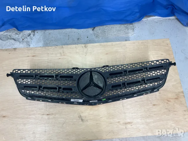 Решетка за Мерцедес Ц клас AMG А2048801083, снимка 2 - Части - 55347159
