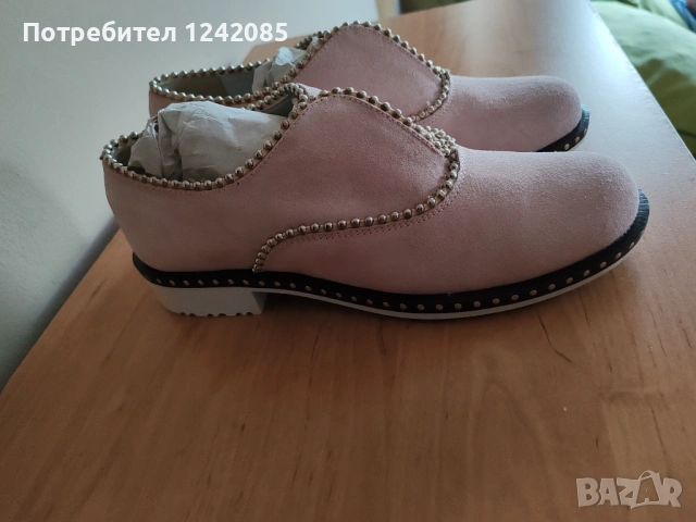Дамски обувки естествен велур