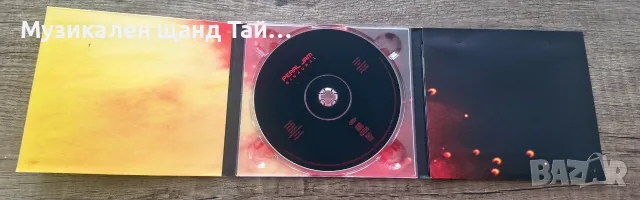 Компакт Дискове - Рок - Метъл: Pearl Jam - Binaural - CD Digipack, снимка 3 - CD дискове - 55337696