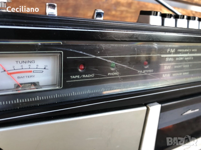 Радиокасетофон SANYO M4500K (Japan)! , снимка 5 - Радиокасетофони, транзистори - 54990932