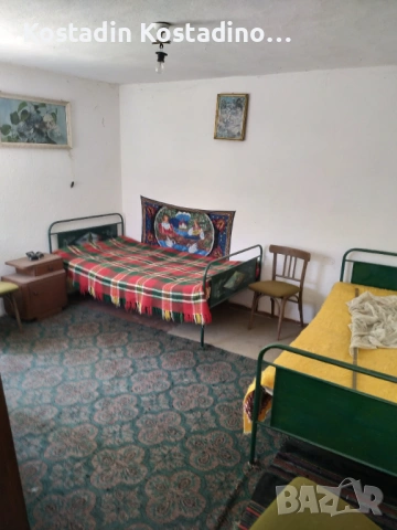 Продавам Къща с двор
