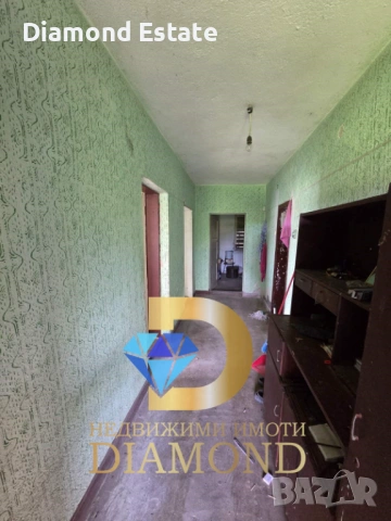 Двуетажна къща в село Нова Надежда, обл. Хасково, снимка 3 - Къщи - 46882081