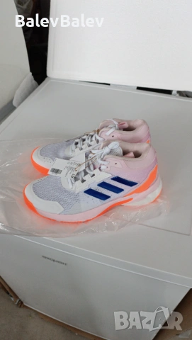 Маратонки Adidas , снимка 13 - Спортни обувки - 54239517