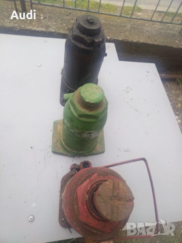 3 броя хидравлични крика за ремонт Цена за трите 60€, снимка 2 - Други инструменти - 54166685