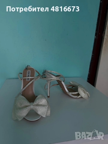 Steve Madden blyss ivory sandals , снимка 2 - Дамски обувки на ток - 54407811