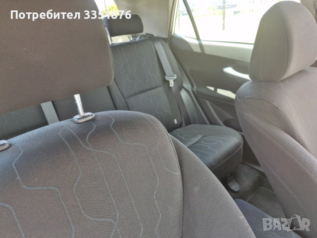 Продавам: Toyota Auris – Закупена от Тойота България (Реални километри), снимка 9 - Автомобили и джипове - 54727530