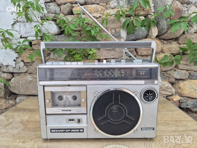 Радиокасетофон Sharp GF-2500Z