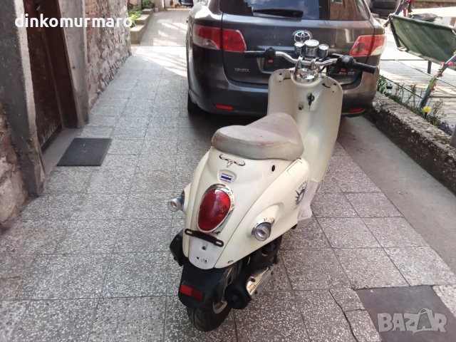 Скутер Yiying 49cc 4тактов , снимка 8 - Мотоциклети и мототехника - 54003456