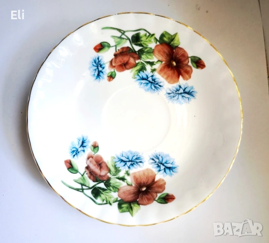 Royal Albert чинийки , снимка 9 - Сервизи - 54414689