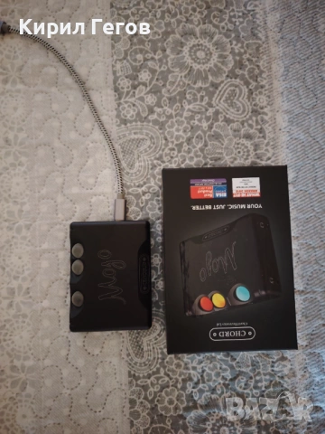 Продавам преносим усилвател за слушалки Chord Mojo