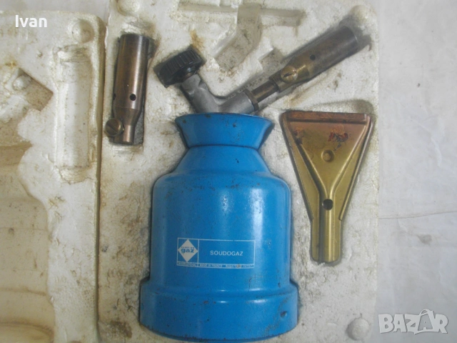 ФРЕНСКА ГАЗОВА ГОРЕЛКА КЪМПИНГ ГАЗ МУЛТИФУНКЦИОНАЛНА С ТРИ ПРИСТАВКИ CAMPING GAZ INTERNATIONAL 