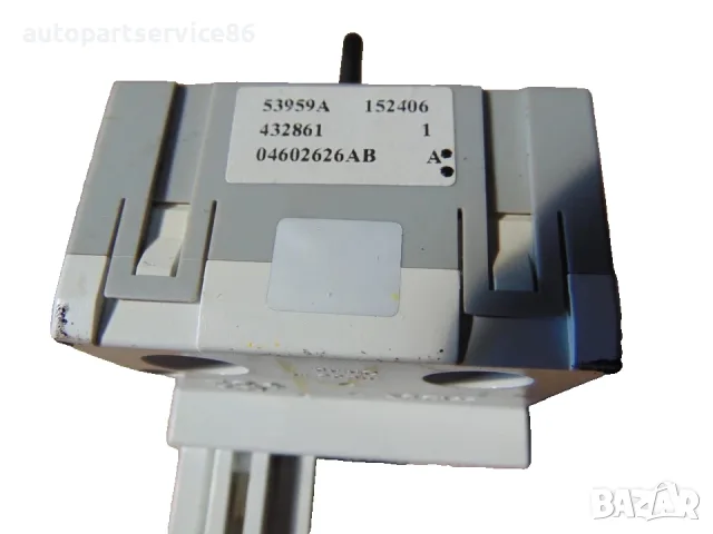 Централен аналогов часовник на таблото за Chrysler 300C 3.0 CRD (2009) OEM 04602626AB, снимка 3 - Части - 55642075
