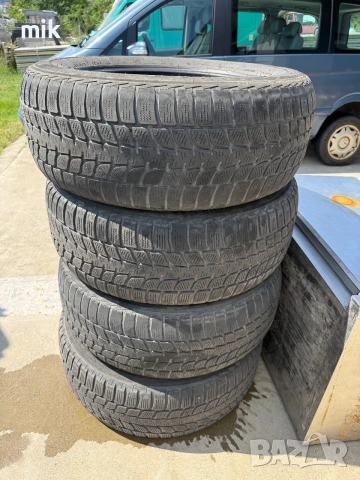 Гуми 235/60/17 Bridgestone, снимка 3 - Гуми и джанти - 55176100