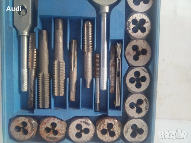 Немски комплект плашки, метчици, въртоци за метрични  вътрешни и външни резби Изработени от закалена, снимка 3 - Други инструменти - 54194034