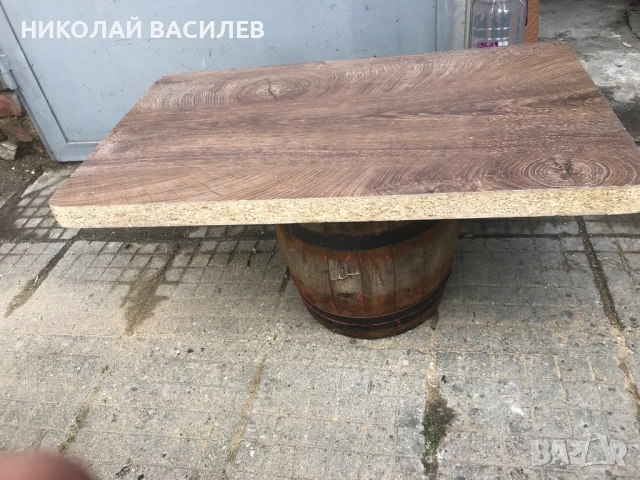Буре  масичка  / 36  см .на 30 см . 10  литра  / Може  да  се  ползва  .