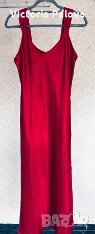 Червена сатенена рокля slip dress Body Zone (KappAhl), размер M, снимка 11 - Рокли - 55162424