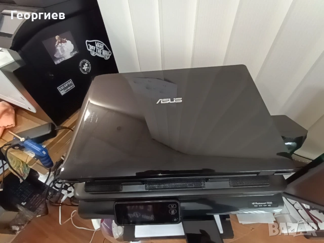 Лаптоп Asus N71V / 17,3", снимка 9 - Лаптопи за дома - 54664795