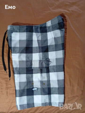 VANS board shorts номер 34, снимка 7 - Къси панталони - 54382032