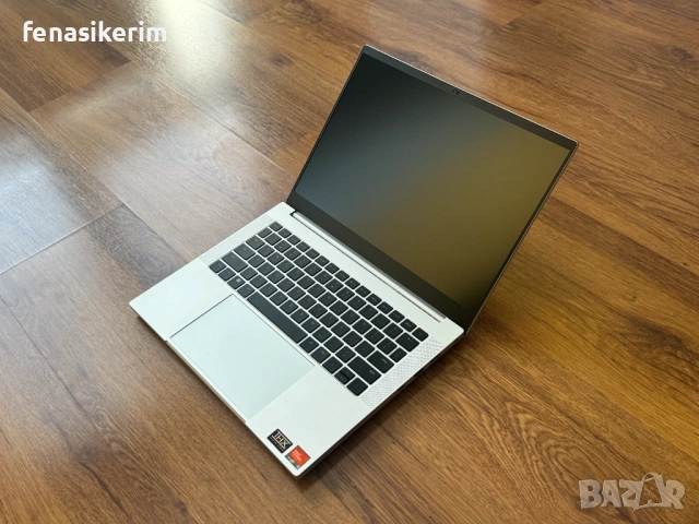 14' 2.5K 240Hz Ryzen 9 7940HS Razer Blade 32GB DDR5/512GB NVMe/Nvidia RTX 4070 8GB/Бат. 6ч, снимка 11 - Лаптопи за работа - 54266521