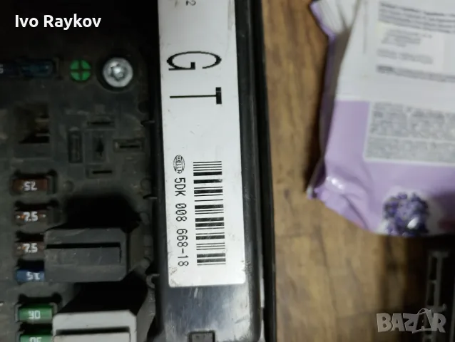бушонно табло Opel Opel Astra H , Zafira , 13206747 GT, снимка 4 - Части - 55679428