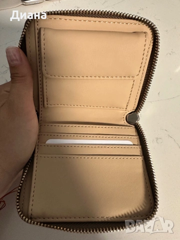 Портмоне Guess, снимка 2 - Чанти - 54998037