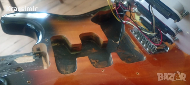 Squier Bullet Strat by Fender. Електрическа китара., снимка 9 - Китари - 54805451