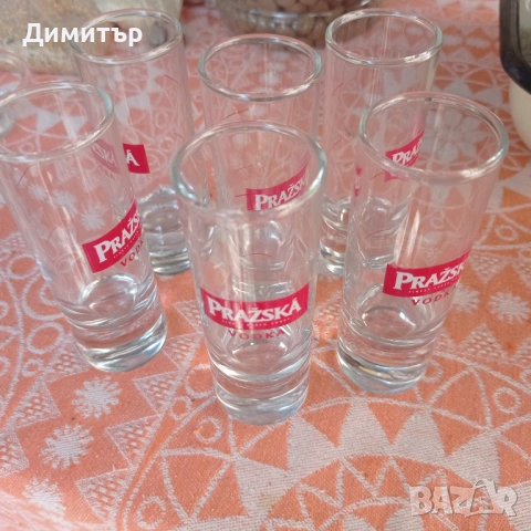 Комплект от 6 рекламни чашки на Чешка водка PRAZSKA , снимка 3 - Чаши - 54610198