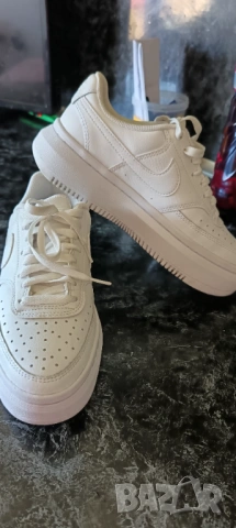 Дамски найк/ nike бели 38 , снимка 2 - Маратонки - 54242426