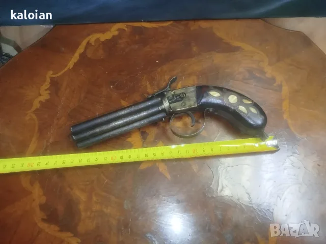 Старинен капсулен пистолет тип „пеперница“ (на английски: pepperbox pistol или pepper-box revolver, снимка 11 - Антикварни и старинни предмети - 55536209