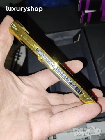 БЕЗПЛАТНА ДОСТАВКА! Vertu Signature Gold + Aligattore Skin, цена: 100 евро, снимка 4 - Vertu - 54975332