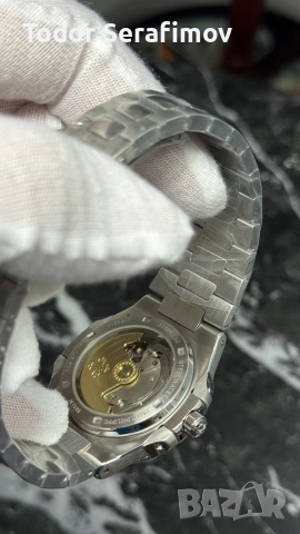 Мъжки часовник Patek Philippe Nautilus Tiffany & Co. Blue Dial, снимка 4 - Мъжки - 55272459