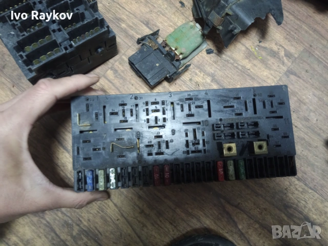 Табло за бушони 443941822a , AUDI 80 B4