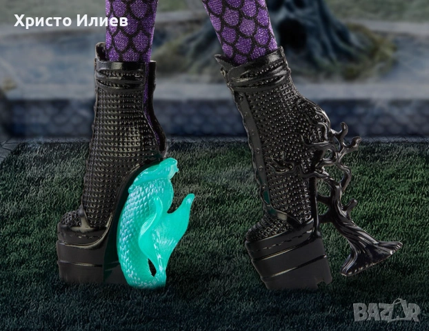 Кукла Monster High Wednesday Колекционерска Кукла Бинка Баркли, снимка 6 - Кукли - 54464939