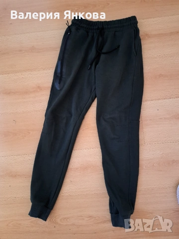 Комплект анцунг по модел на Nike, снимка 3 - Детски анцузи и суичери - 54439362