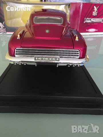 Модели 1:18, снимка 8 - Колекции - 54278417