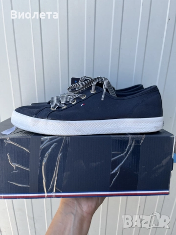 Дамски кецове от плат Tommy Hilfiger номер 40, снимка 2 - Кецове - 55636991