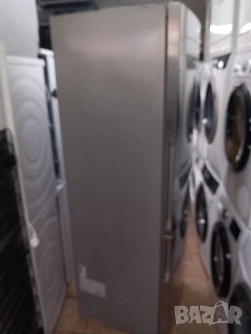 Иноксов комбиниран хладилник с фризер Бош Bosch А++ с две години гаранция!, снимка 6 - Хладилници - 53992012