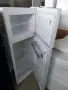 Хладилник с горна камера , снимка 2