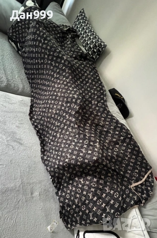 Оригинален дамски шал тип ( stole ) на Louis Vuitton, снимка 7 - Други - 54918284