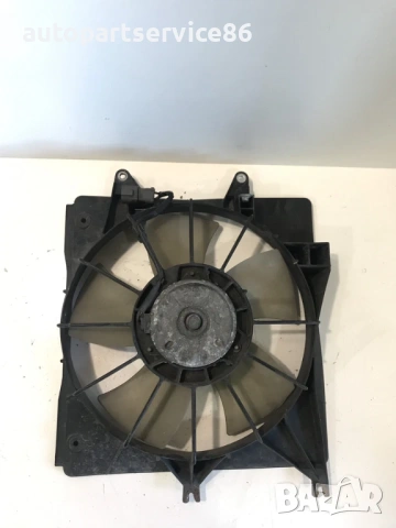 Мотор на вентилатор на радиатор Denso за Honda Accord 2.2 I-CDTI (03-2007) 168000-4700, снимка 2 - Части - 54452748