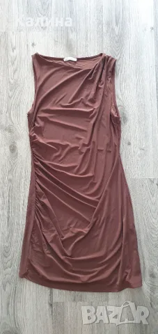 Рокля Bershka, размер М-L, снимка 2 - Рокли - 55352540