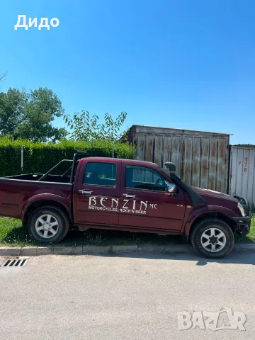 Исузу D max 3.0 дизел автоматик , снимка 4 - Автомобили и джипове - 55557962